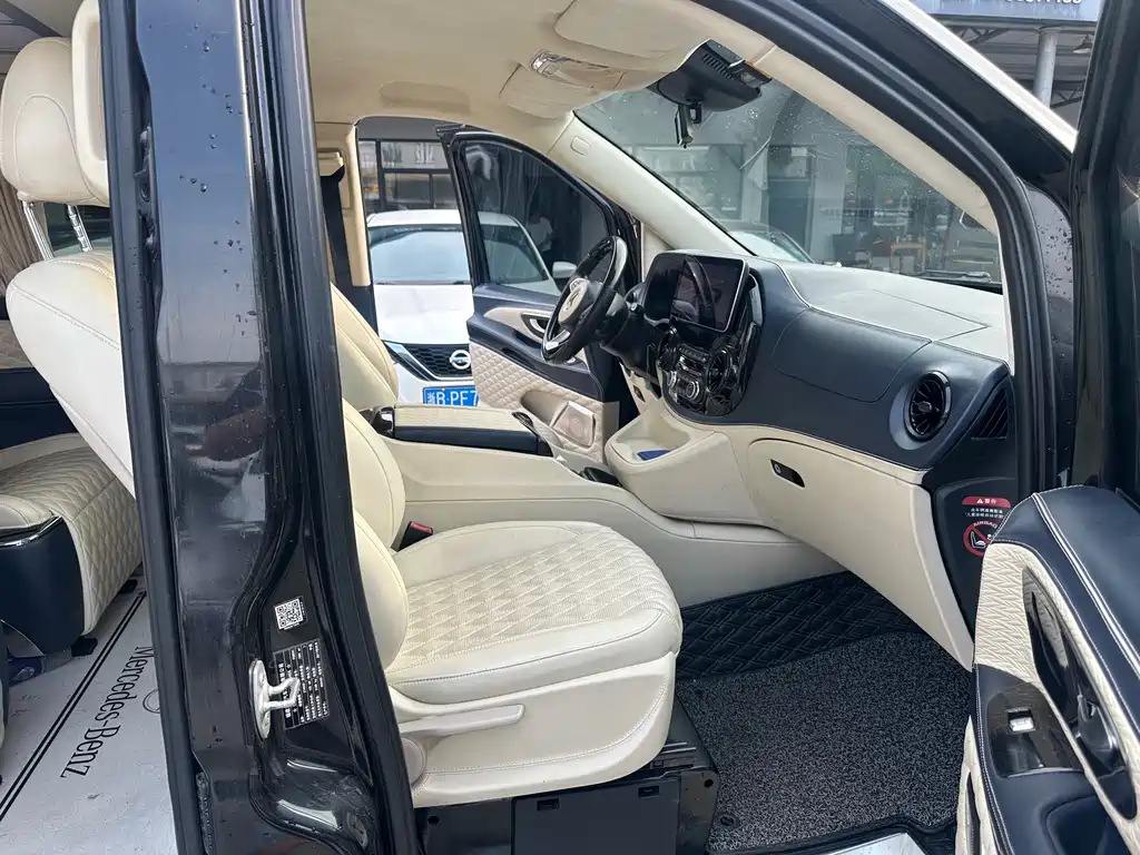 Mercedes-Benz Vito 2016 2.0T Elite