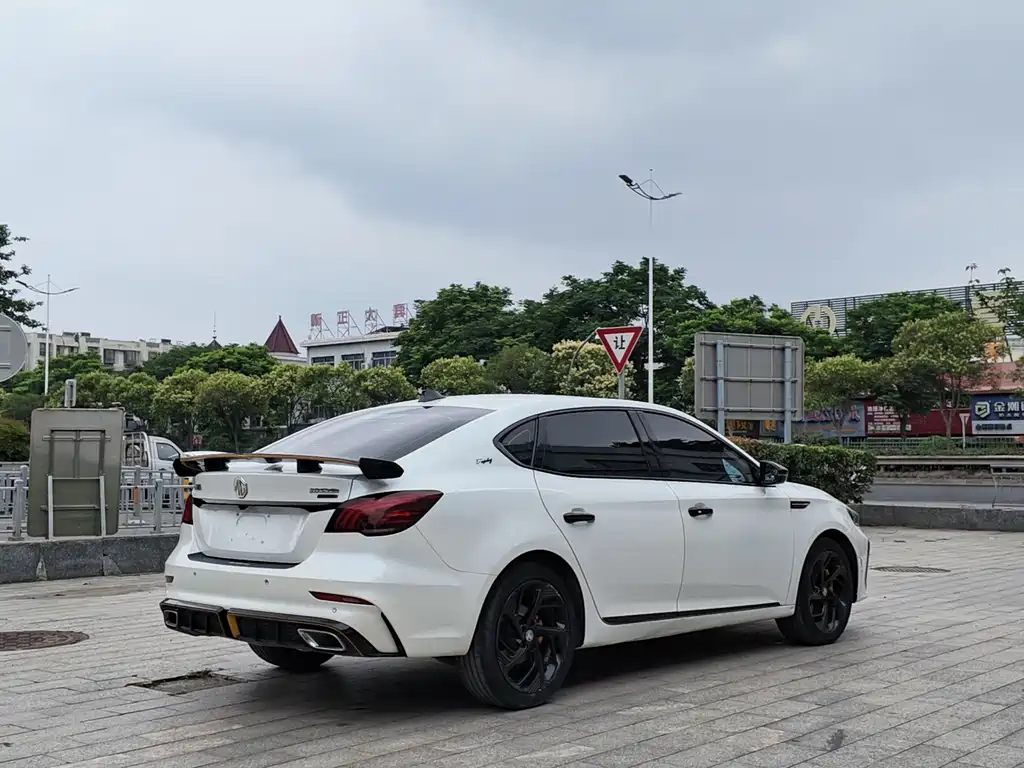 MG MG6 — миниатюра 5