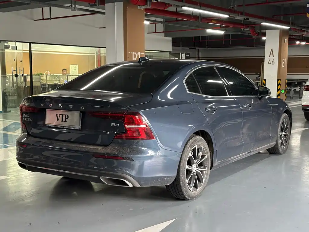 Volvo S60 — миниатюра 5