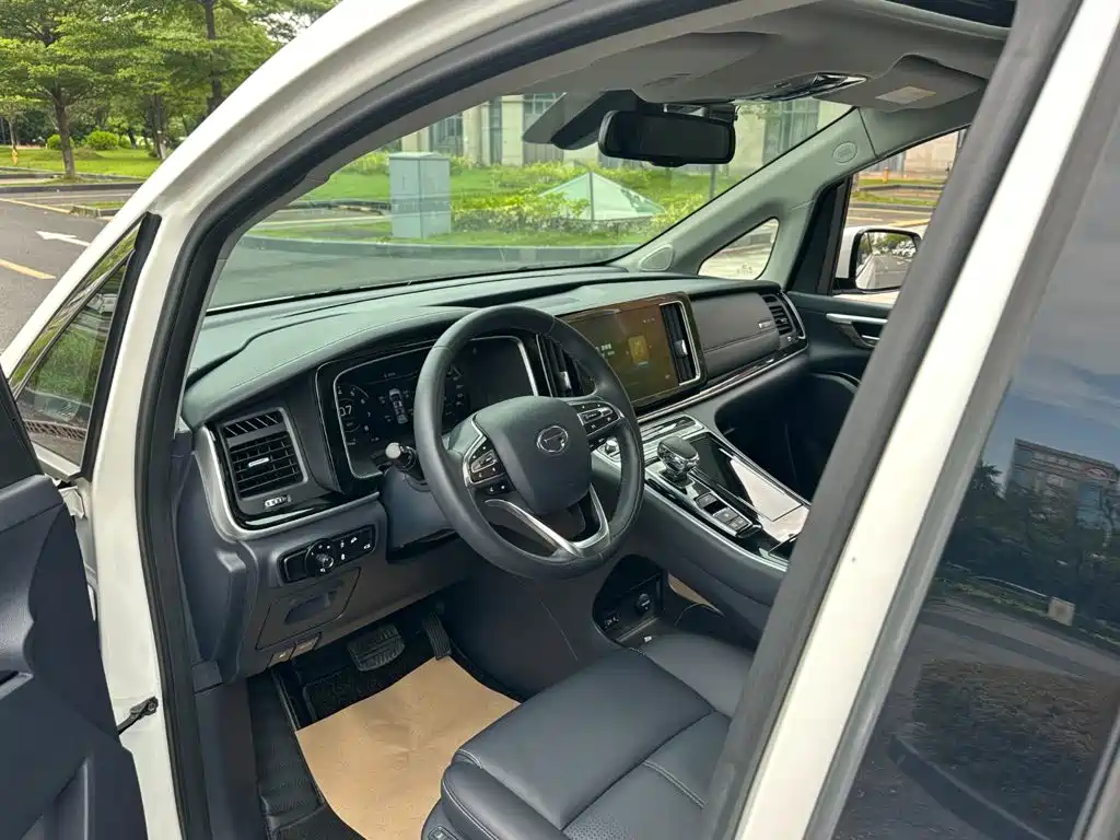 GAC Motor Trumpchi M8 — миниатюра 5