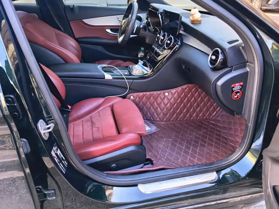 Mercedes-Benz C-Class — миниатюра 8