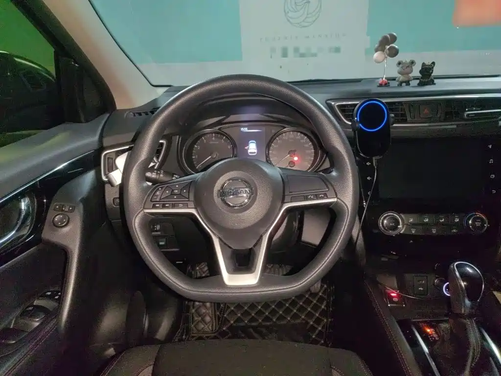 Nissan Qashqai — миниатюра 11