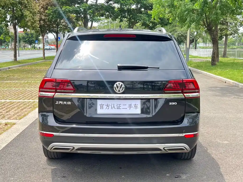 Volkswagen Teramont — миниатюра 8