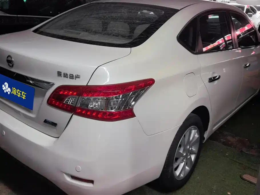 Nissan Sylphy 2012 1.6XL CVT Luxury