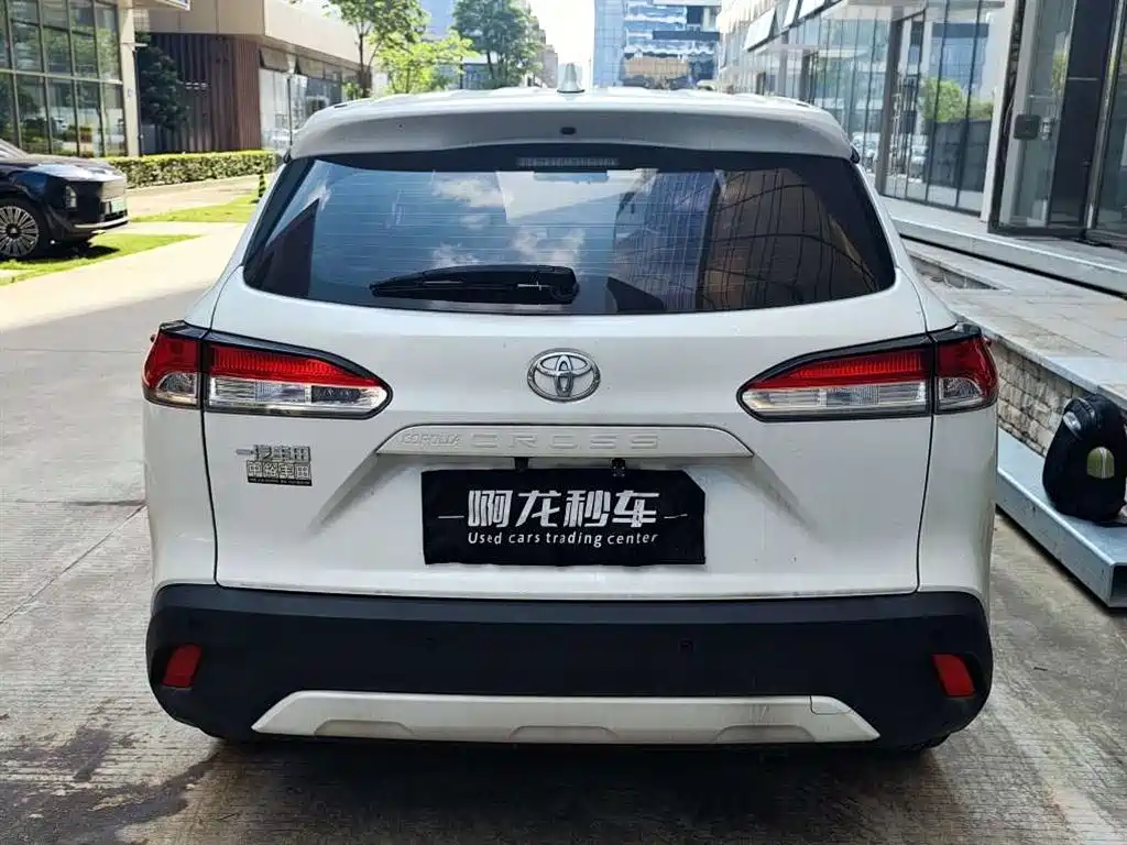 Toyota Corolla Cross — миниатюра 8