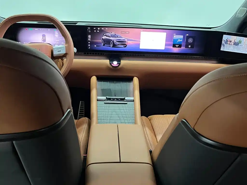 Audi E7X — миниатюра 9