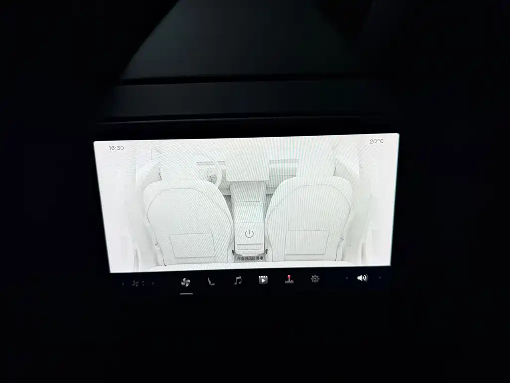 Tesla Model 3 — миниатюра 16