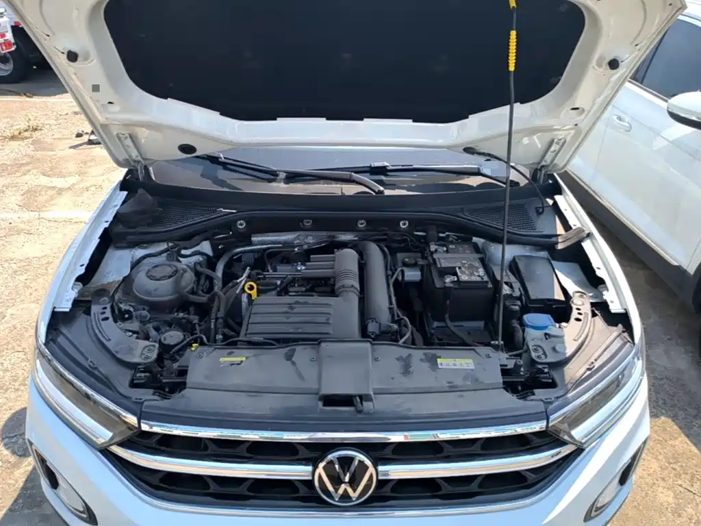 Volkswagen T-Roc — миниатюра 20