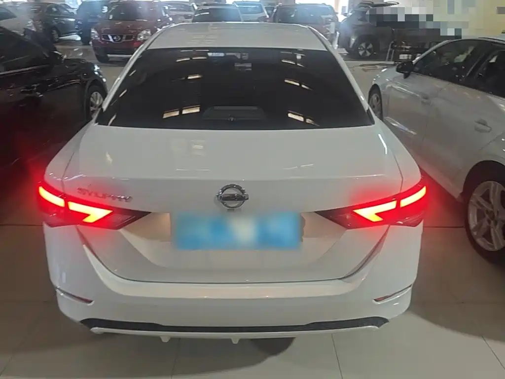 Nissan Sylphy — миниатюра 6