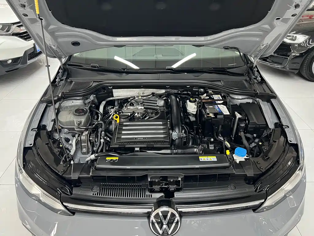 Volkswagen Golf — миниатюра 11