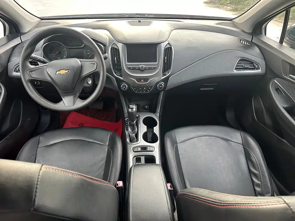 Chevrolet Cruze — миниатюра 8