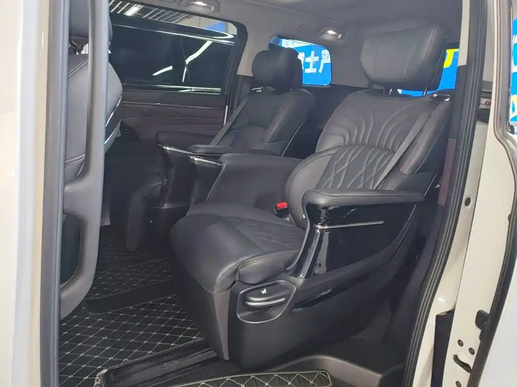 GAC Motor Trumpchi M8 — миниатюра 17
