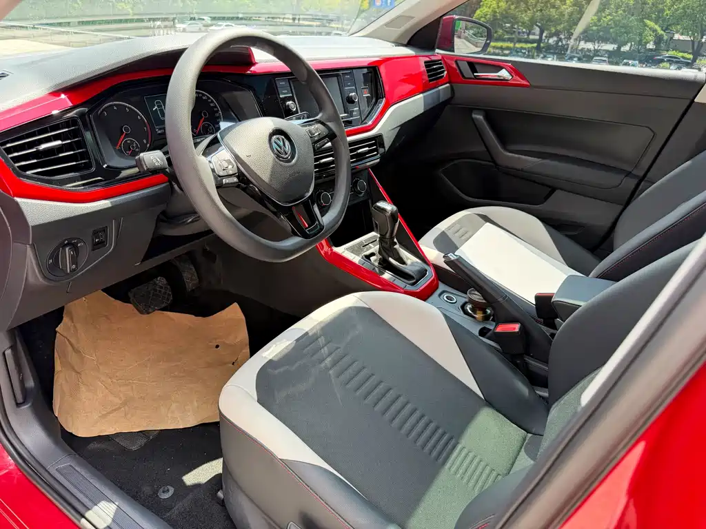 Volkswagen Polo — миниатюра 17