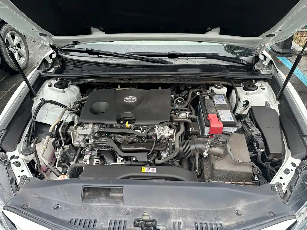 Toyota Camry — миниатюра 15