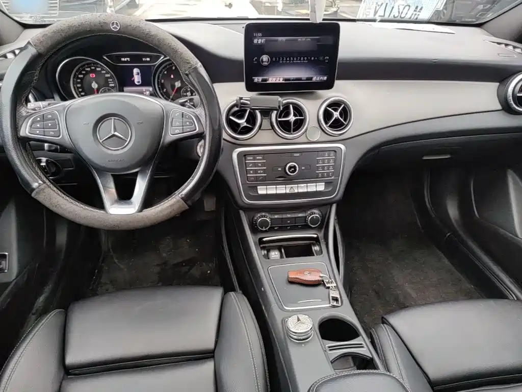 Mercedes-Benz CLA (Import) — миниатюра 10