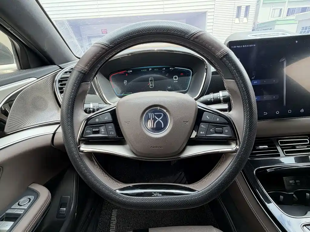 BYD Han — миниатюра 13