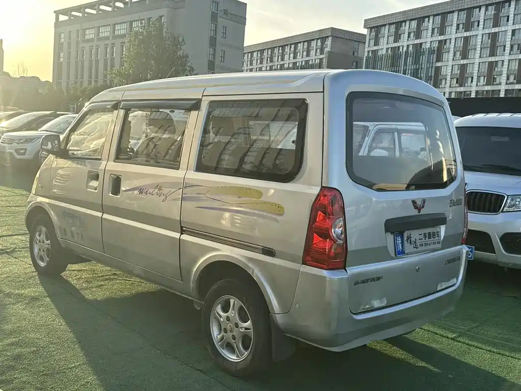 Wuling Rongguang 2011 1.2L