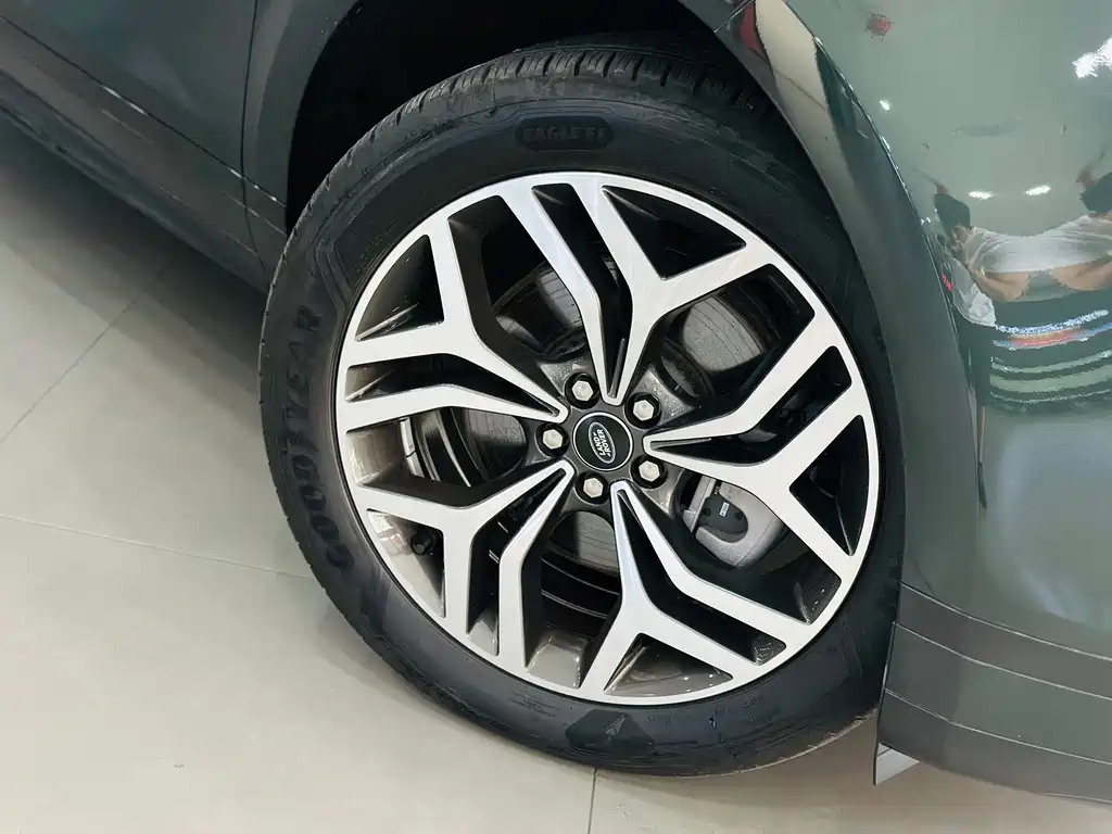 Land Rover Evoque — миниатюра 10