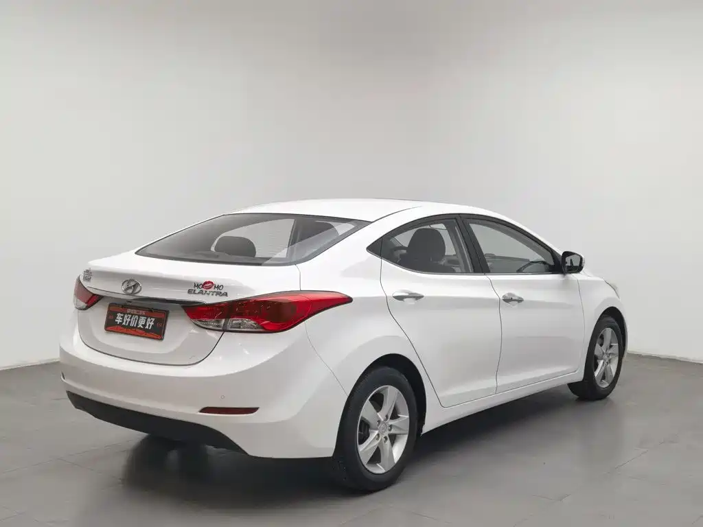 Hyundai Elantra Langdong — миниатюра 2