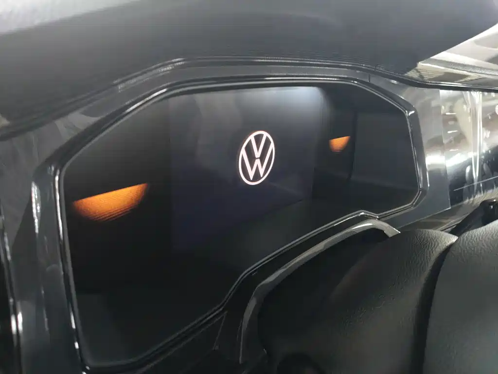 Volkswagen Lavida — миниатюра 13