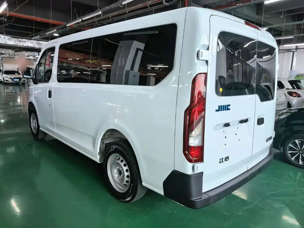 JMC E-Fushun — миниатюра 5