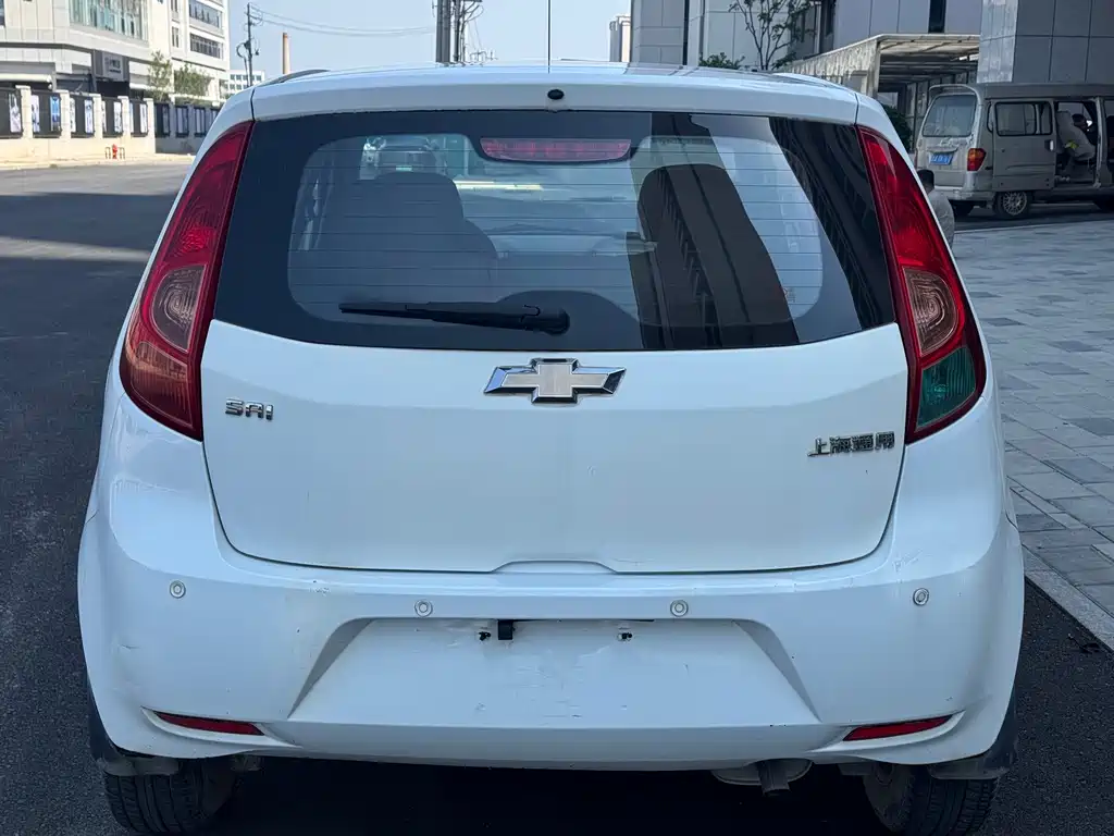Chevrolet Sail — миниатюра 4