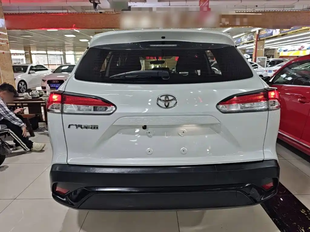 Toyota Frontlander — миниатюра 6
