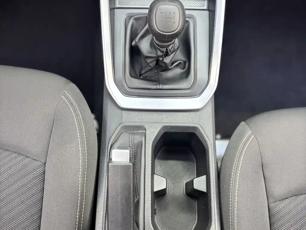 Wuling Xingchi — миниатюра 5