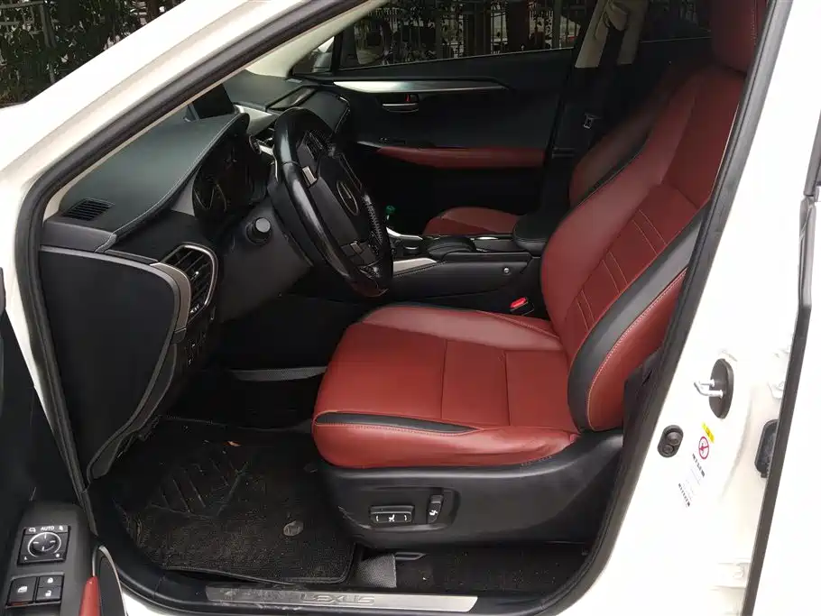 Lexus NX 2015 200t