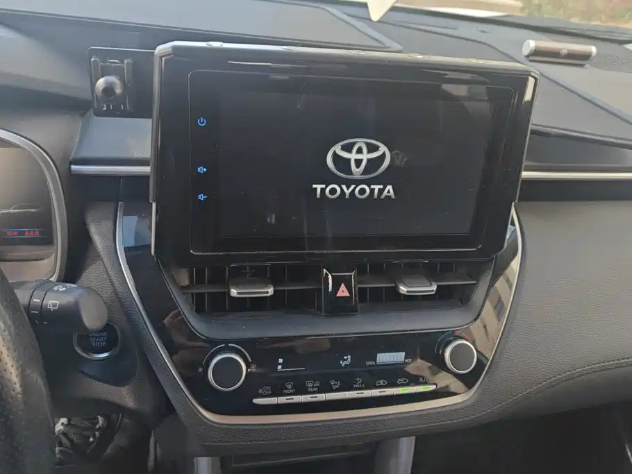 Toyota Frontlander — миниатюра 13