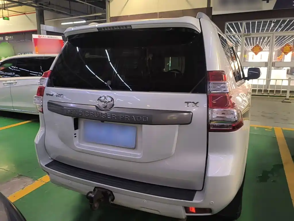 Toyota Prado — миниатюра 6