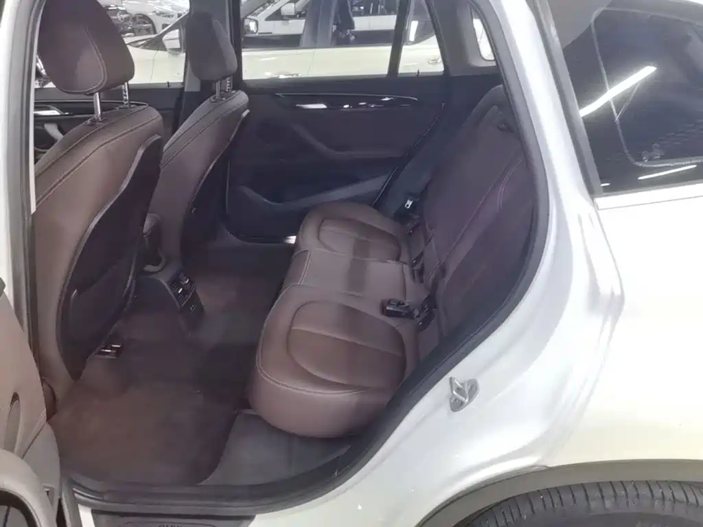 BMW X1 — миниатюра 17