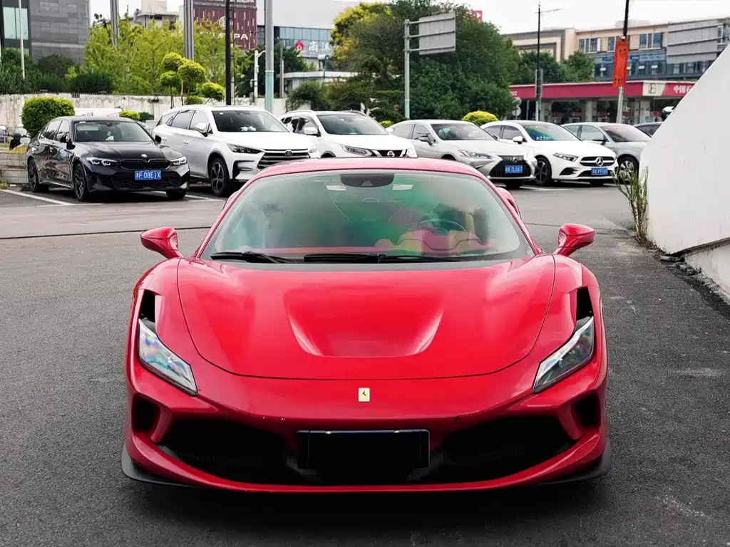 Ferrari F8 — миниатюра 2