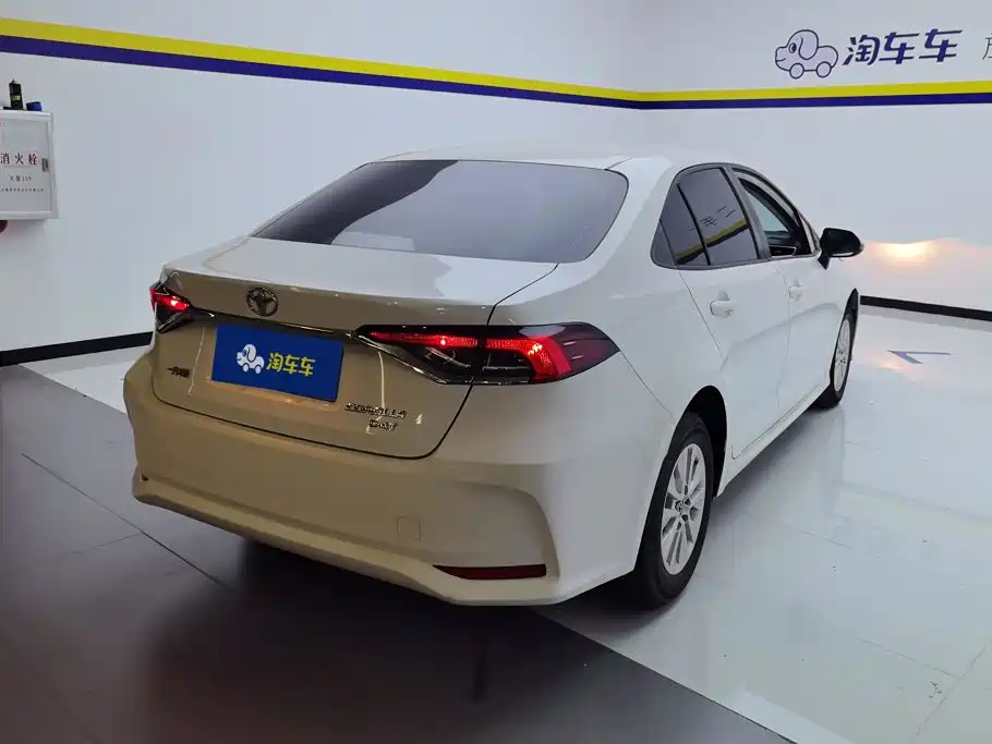 Toyota Corolla — миниатюра 3