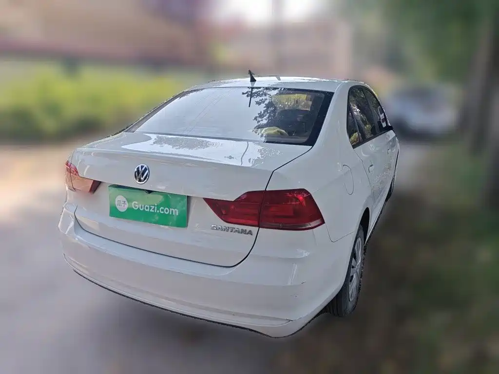 Volkswagen Santana — миниатюра 4