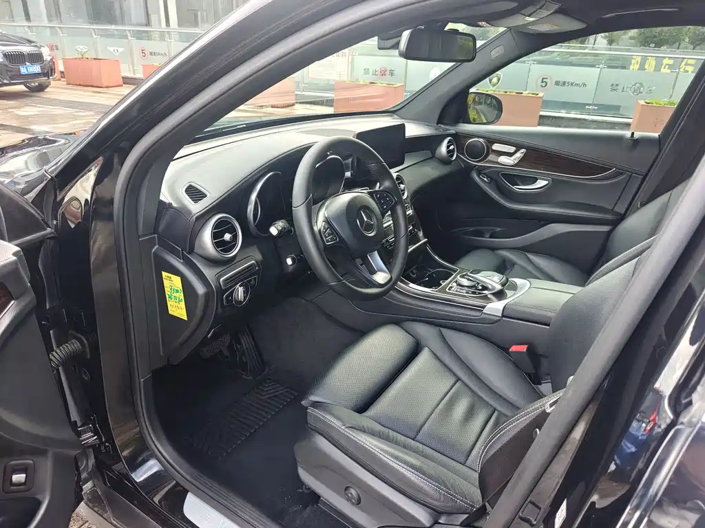 Mercedes-Benz GLC — миниатюра 4