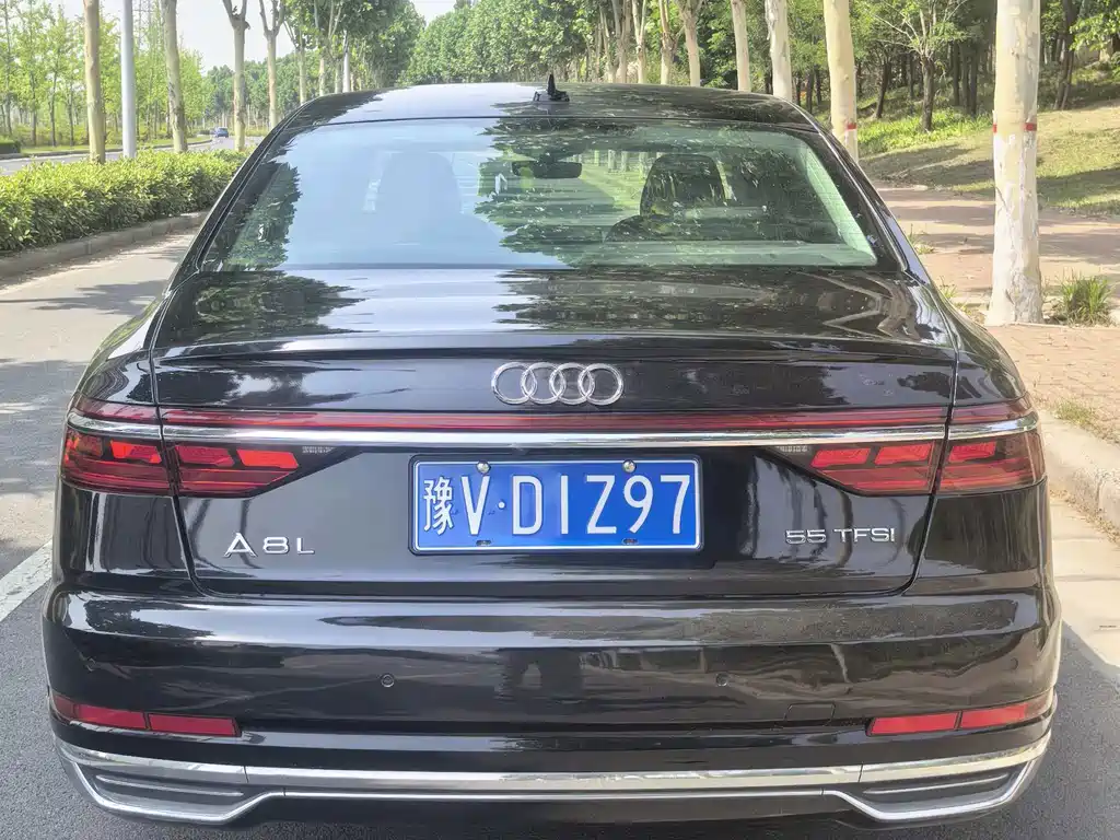 Audi A8 — миниатюра 8
