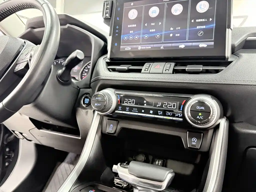 Toyota Wildlander — миниатюра 17