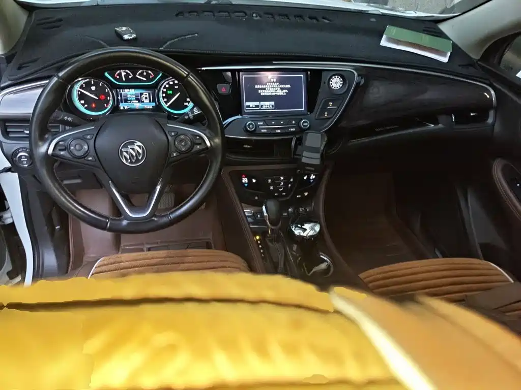 Buick Envision Plus — миниатюра 10