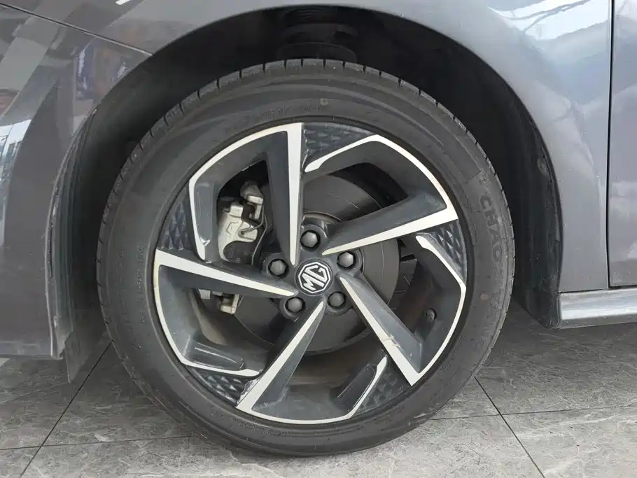 MG MG5 — миниатюра 6