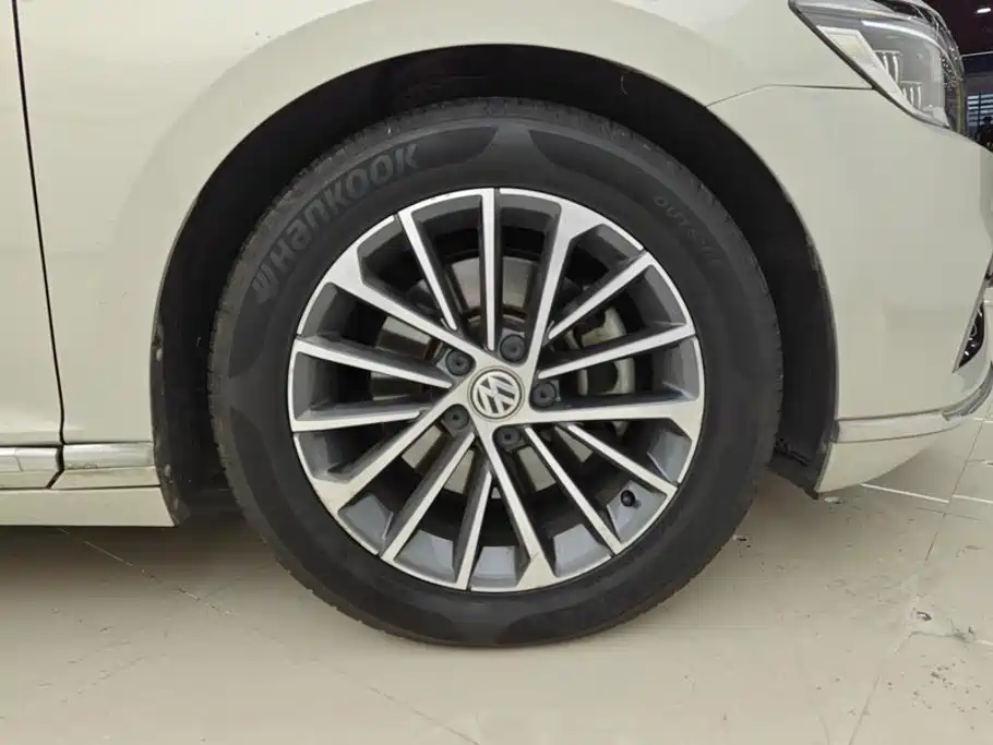 Volkswagen Magotan — миниатюра 6