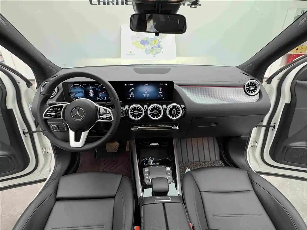 Mercedes-Benz GLA — миниатюра 11