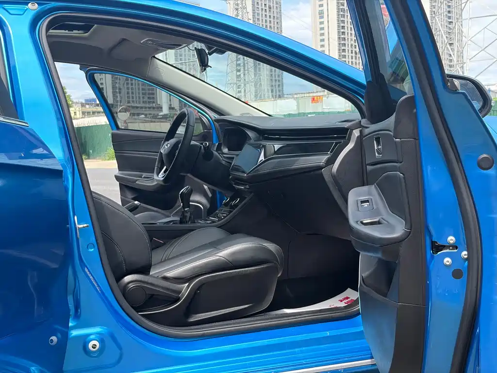 Chery Arrizo 5 PLUS — миниатюра 12