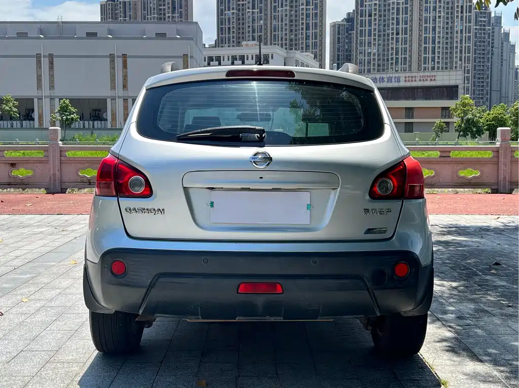 Nissan Qashqai — миниатюра 8