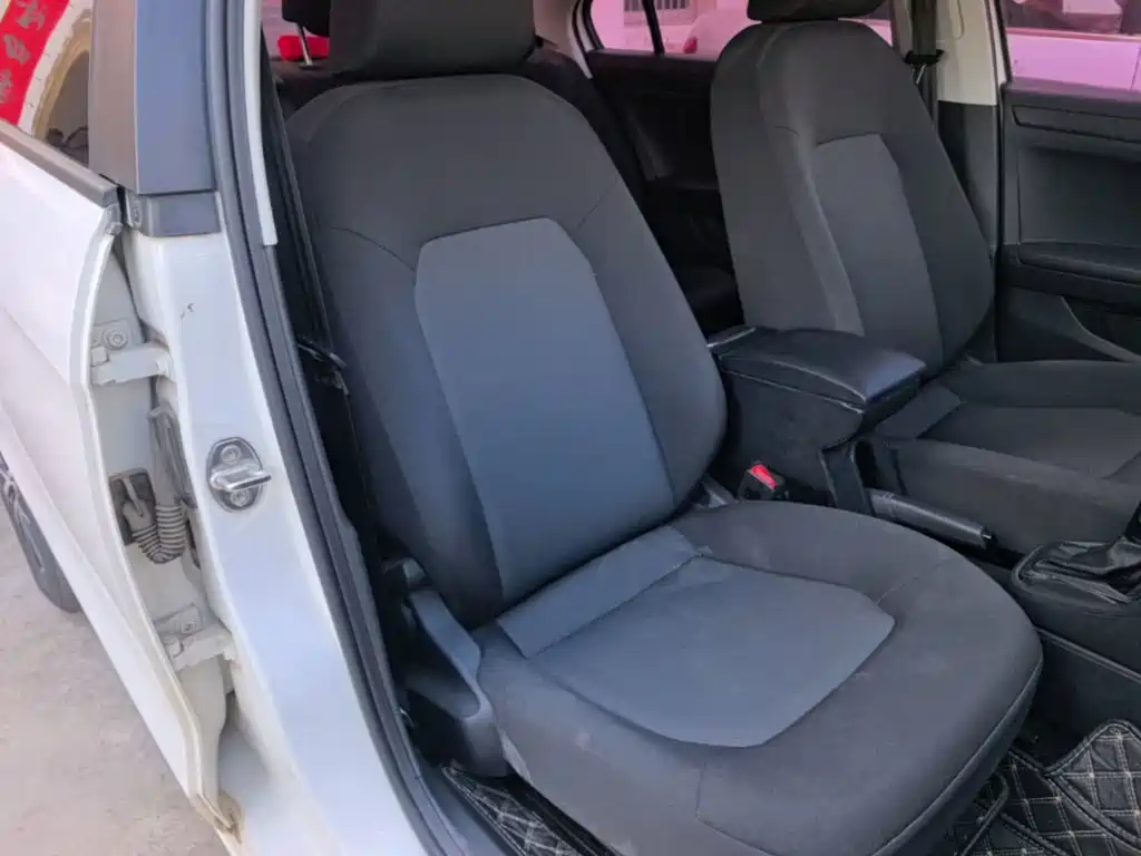 Volkswagen Jetta — миниатюра 25