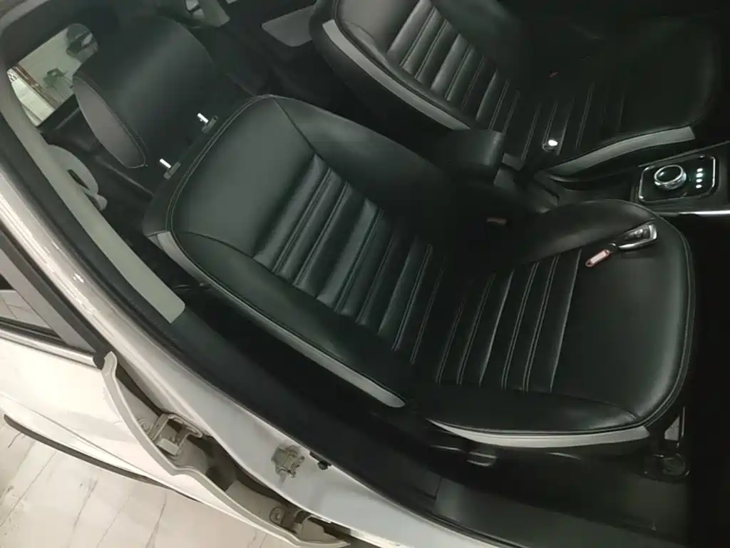 BAIC New Energy EC5 — миниатюра 25