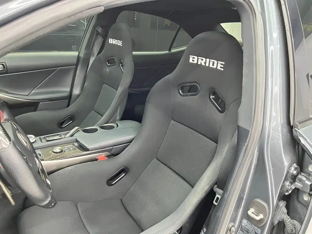 Lexus IS 2015 200t F SPORT