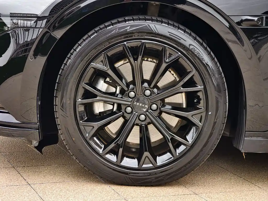 ZEEKR EXTREME KRYPTON 007