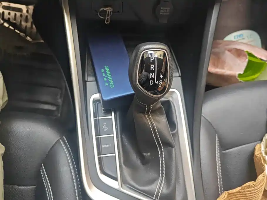 Geely Vision X3 — миниатюра 16