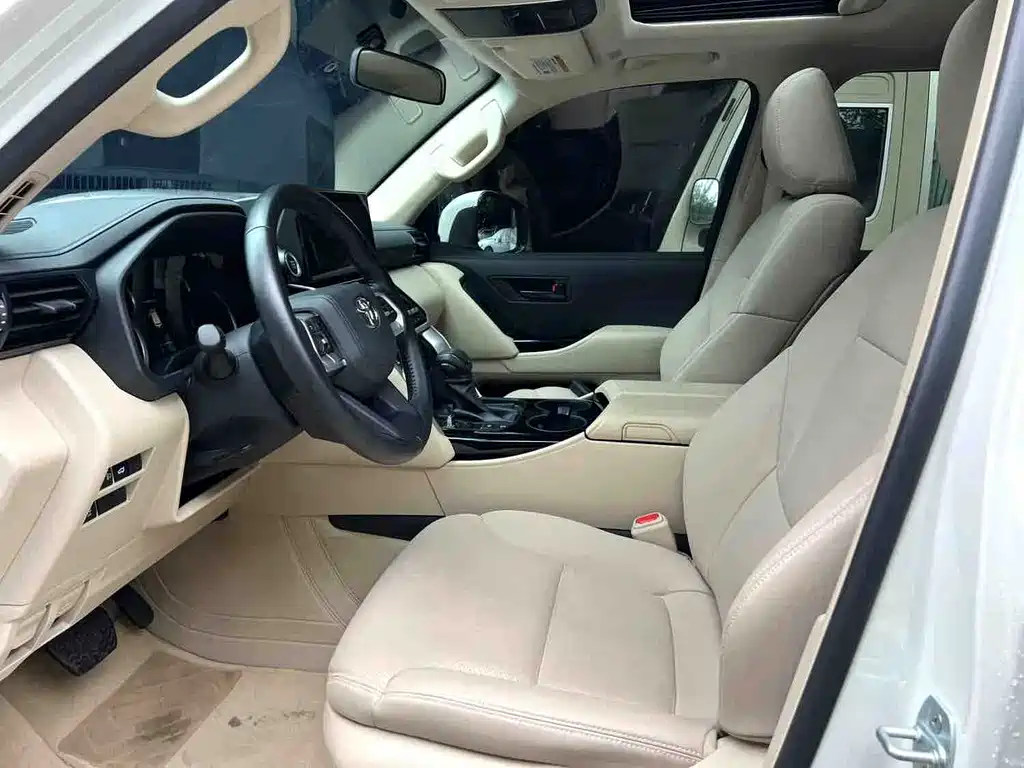 Toyota Land Cruiser — миниатюра 2